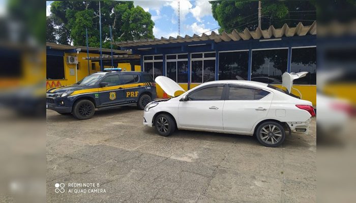 PRF Flagra Menor De Idade Dirigindo Carro Roubado Placa Clonada Na