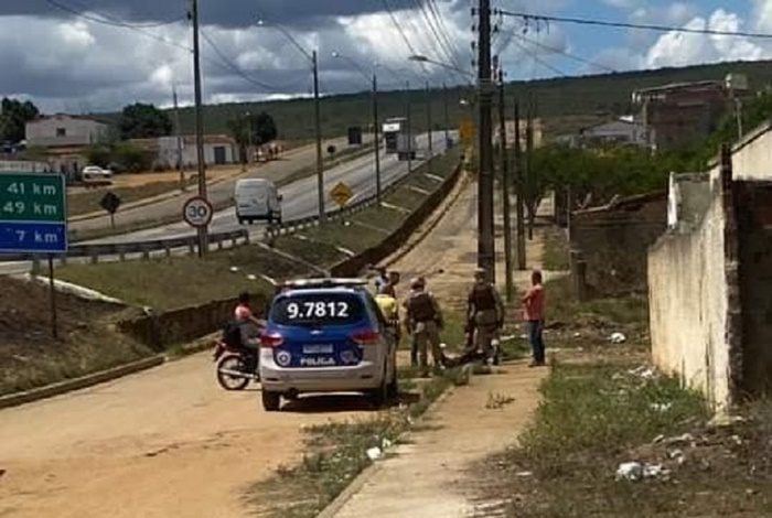 Homem Suspeito De Furto Amarrado Em Poste E Linchado Fala Genefax