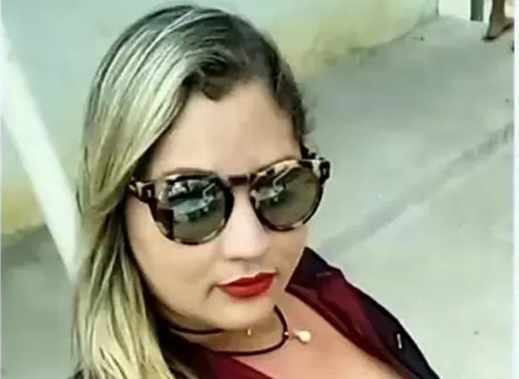 Mulher morre ao ser atacada golpes de faca ex companheiro é