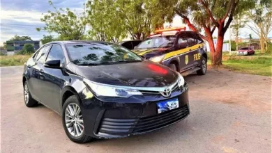 Carro havia sido roubado em maio deste ano - Foto: Divulgação | PRF