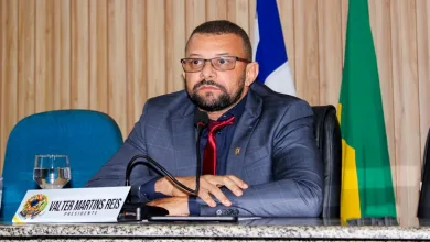 Presidente da Câmara de Amélia Rodrigues repudia ataque racista ao vereador Flavinho: 'Pessoas que não têm amor pelo próximo'