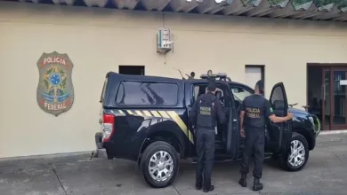 Polícia Federal cumpre mandados em operação que apura fraudes no programa Bolsa Família no sul da Bahia — Foto: Divulgação/Polícia Federal