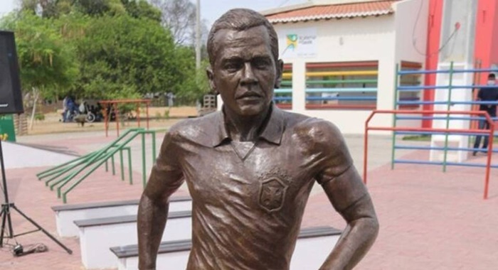 Após recomendação do MP, Prefeitura recolhe estátua de Daniel Alves- Foto: Divulgação/Prefeitura de Juazeiro