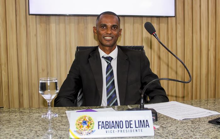 Vereador Fabiano de Lima, conhecido como Bilú (PRB), durante Sessão da Câmara de Amélia Rodrigues - Foto: Fala Genefax