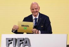 Gianni Infantino anuncia o Brasil como sede da Copa do Mundo feminina de 2027 – Foto: Manan Vatsyayana/AFP via Getty Images