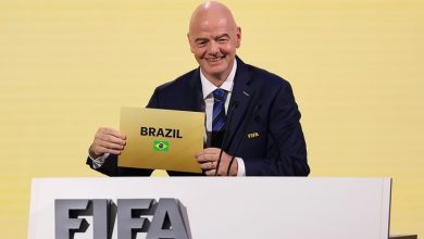 Gianni Infantino anuncia o Brasil como sede da Copa do Mundo feminina de 2027 – Foto: Manan Vatsyayana/AFP via Getty Images